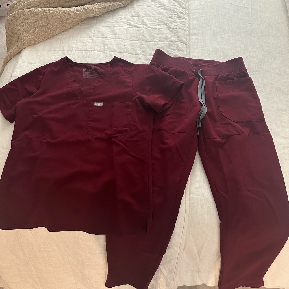 Figs scrubs